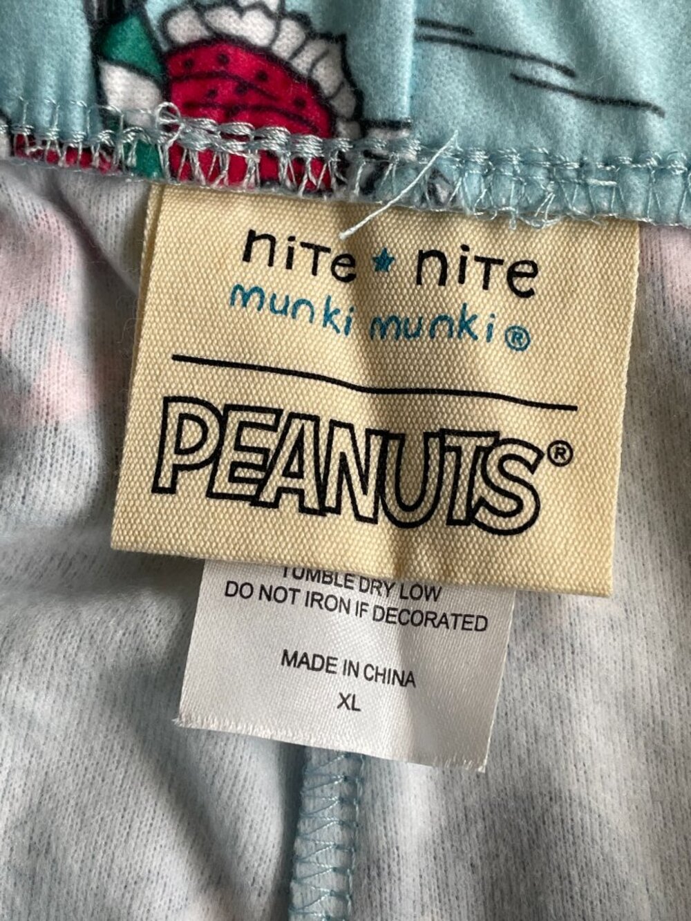 Entire Closet $5! XL Nite Nite Munki Munki Peanuts Snoopy Christmas PJs - Picture 11 of 16